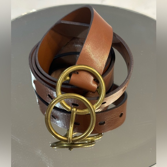 XS Banana Republic Brown Leather Belt with Gold Buckle - Picture 2 of 13